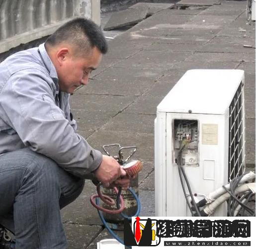 老婆误把空调维修工当